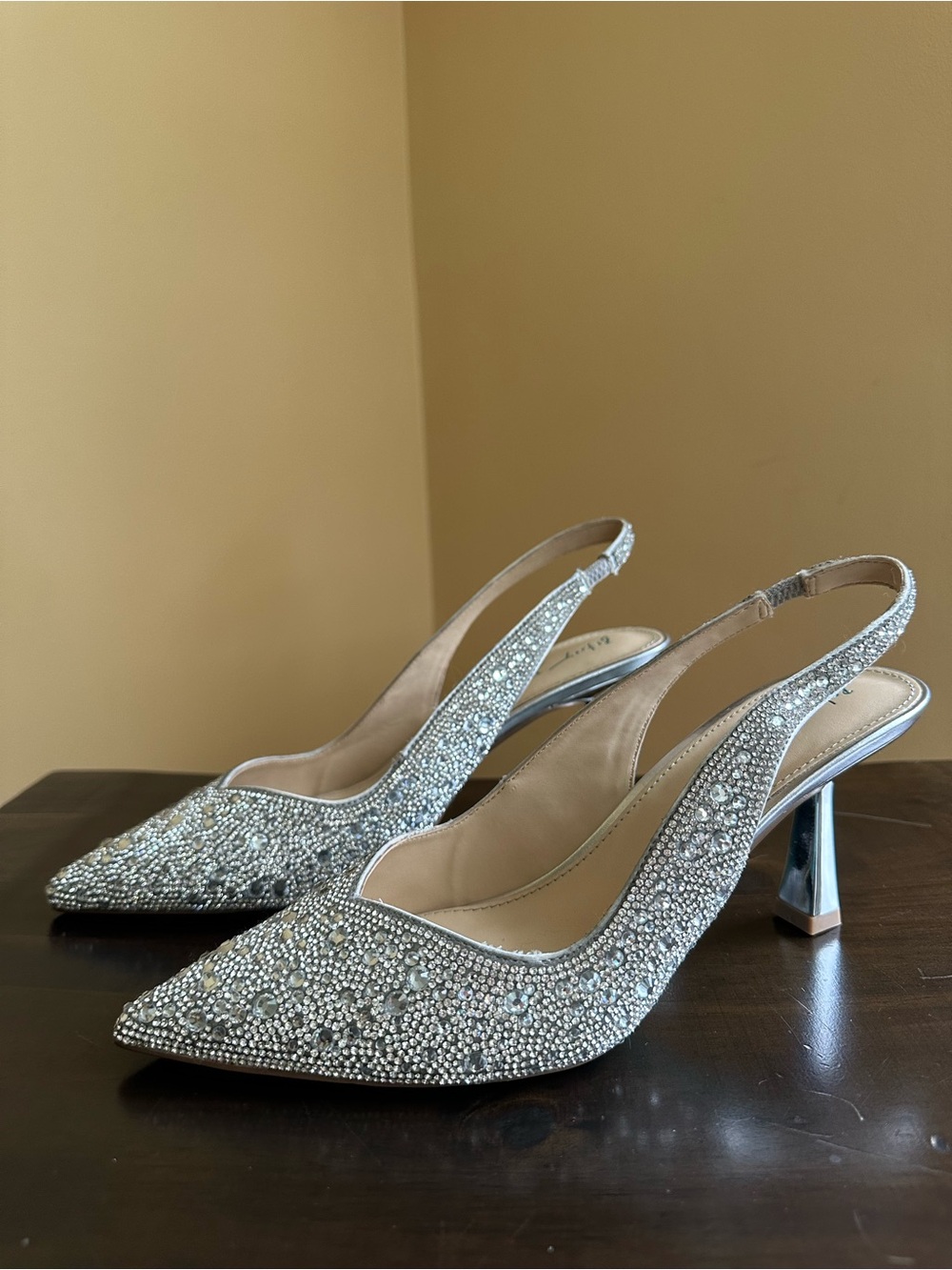 Betsey Johnson Clark Silver Rhinestone Slingback Pump Size 8M